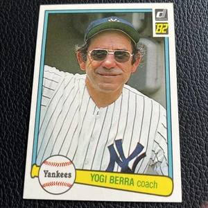 1982 Donruss #387 Yogi Berra - Picture 1 of 2