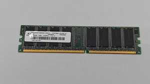 Micron MT8VDDT3264AG-335C4 256MB DDR-333/PC-2700 UDIMM 184-Pin CL2.5 Single Rank - Picture 1 of 2