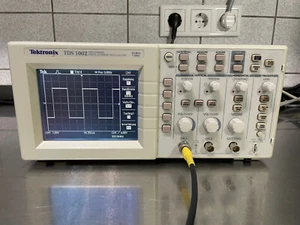 Tektronix TDS 1002 60 MHz 1Gs Oszilloskop mit 6 Monaten Garantie - Afbeelding 1 van 10