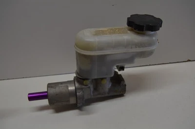 2003 - 2007 SATURN VUE 3.5L 6 CYLINDER BRAKE MASTER CYLINDER OEM, 541-01244 - Image 1 of 4