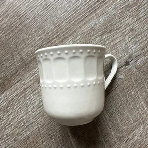 (10) Gibson Design Regalia Teacups Beaded White 3" - Picture 1 of 5
