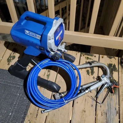 Pulverizador de pintura sin aire Graco Magnum X5 con manguera y pistola Foto 1 de 4