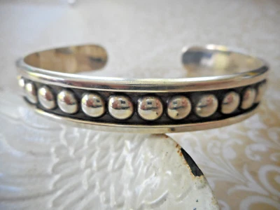 Sterling Silver 925 James Avery Raised Dot Cuff Bracelet     85RB1 - Image 1 of 4