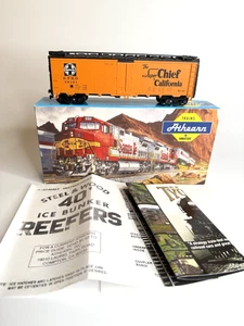 Vintage Boxed Athearn HO Scale 40 Ft Reefer ATSF Santa Fe Super Chief Box Car - Bild 1 von 6