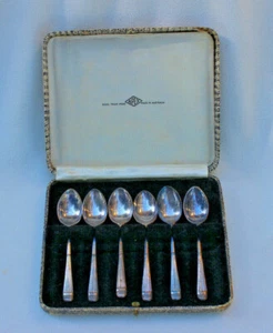 JUEGO DE COLECCIÓN 6 CUCHARAS APEX E.P.N.S. PIEL DE SERPIENTE FORRADA DE FIELTRO ORIGINAL (?) ESTUCHE - Imagen 1 de 7