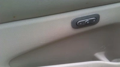 Interruptor de puerta delantera del conductor memoria LHD del conductor compatible con 06-14 GRAND CHEROKEE 30125454 Foto 1 de 4