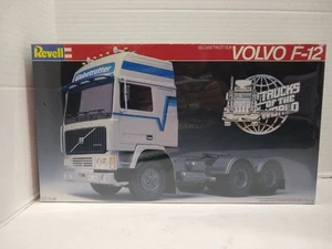 Revell #7407 Globetrotter Volvo F-12 1/25 Scale Plastic Model Truck Kit - Picture 1 of 2