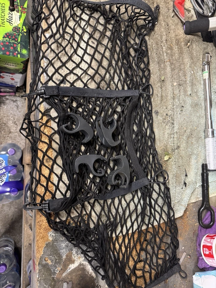 ŠKODA YETI PORTACARGAS RED GANCHOS BOLSA ALMACENAMIENTO EQUIPAJE DSG 4x4 riel bota ordenada Foto 1 de 1