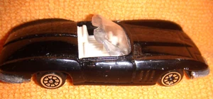 1993 Valvoline - 10 Most Wanted Cars -67 CORVETT CONVERTABLE- 1:64 Diecast - Picture 1 of 1
