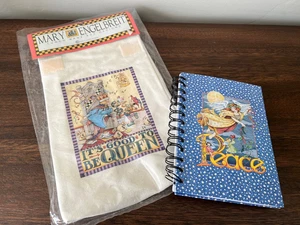 NWT Mary Engelbreit Canvas LUNCH BAGZ ART LUNCHBOX BAG QUEEN & PEACE NOTEBOOK - Picture 1 of 7