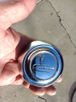 Corvair Chevrolet Botón de bocina 1963 - 1960 Nos OEM 3782644 Foto 1 de 4