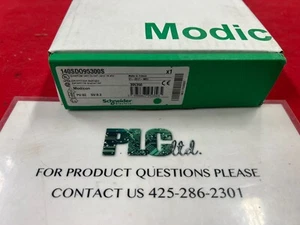 Schneider Modicon 140SDO95300S safety dc discrete output module 140-SDO-953-00S - Picture 1 of 3