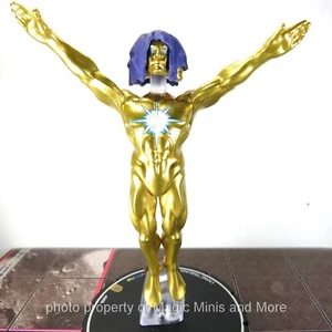 Avengers Infinity * LIVING TRIBUNAL #G024 HeroClix colossal super rare mit Karte - Bild 1 von 1