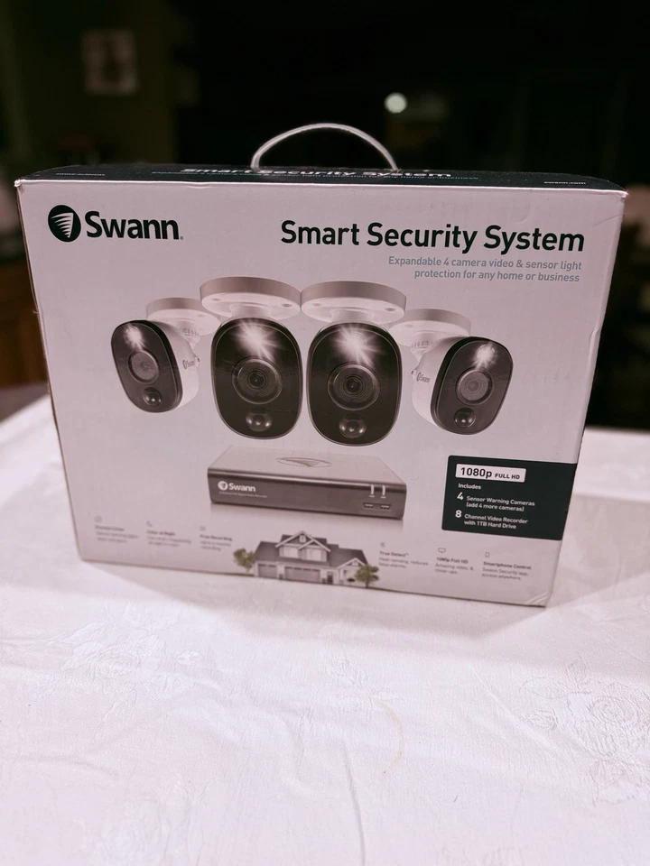 Swann Home/Business Wired DVR 1080p Full HD Security Camera System 8 Channels - Image 1 of 4