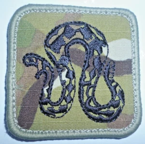 26R REGT RAF REGIMENT MTP TACTICAL RECOGNITION FLASH. HOOK BACKED - Foto 1 di 1