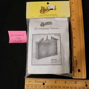 1:12 Casa de muñecas Houseworks Chippendale Secretary Top KIT #13005 NUEVO EN PAQUETE - Imagen 1 de 2