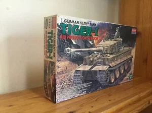 Academy Model German Tiger 1 Tank 1/35 Scale 1997 - BRAND NEW SEALED - BNIB NoS - Picture 1 of 12