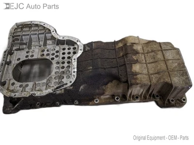 Upper Engine Oil Pan For 11-16 Chevrolet Silverado 2500 HD  6.6 12634971 - Image 1 of 4