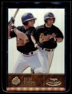 2001 Topps Gold Label Class 3 #111 Brian Roberts SP /299 - Picture 1 of 2