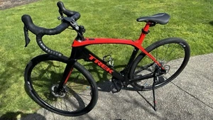 🔥Trek Domane 2021 + LT road e-Bike 54cm - Picture 1 of 19