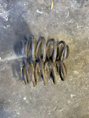 Muelles delanteros OEM BMW E30 325i Foto 1 de 4