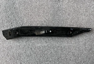 Skoda Fabia MK3 Stoßstangenhalterung Führungsprofil vorne links 6V0807049 - Bild 1 von 3