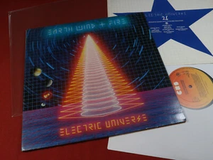 Earth Wind & Fire  ELECTRIC UNIVERSE  LP CBS 25775 Holland 1983 sehr gut - Picture 1 of 5