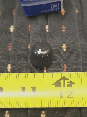 Perilla de radio GM 12205116 2003-2007 Hummer H2 Cadillac Escalade EXT Foto 1 de 4