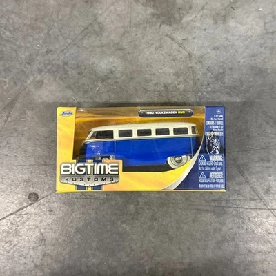 Jada Toys Bigtime Kustoms 1962 Volkswagen Bus Blue & Cream Diecast CA 91748 - Image 1 of 4