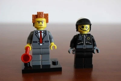 Lego Collectible Minifigures President Business + Scribble-Face Bad Cop - Image 1 of 4