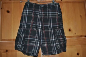 NUEVO PANTALÓN CORTO CARGO UNIONBAY A CUADROS NEGRO DELANTERO PLANO PARA NIÑO TALLA 10. 100% ALGODÓN. - Imagen 1 de 3
