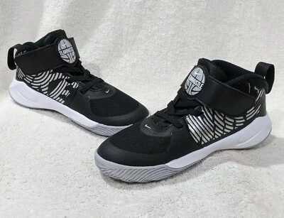 Nike Team Hustle D 9 (PS) Black/Silver Boy's Sneakers - Size 11C NWB AQ4225-001 - Image 1 of 4