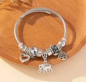 NEW Silver Tone Copper Cute Elephant Charm BRACELET - Picture 1 of 9