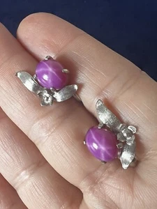 Vintage 14k MG White Gold Flower Star Ruby Cabochon Screw Back Earrings 5.8 Gram - Picture 1 of 14