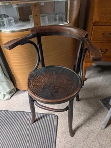 Beautiful Bentwood Thonet Chair - Picture 1 of 14