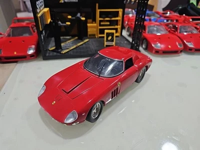 FERRARI 250 GTO 64 N.3002 JOUEF EVOLUTION SCALA 1/18 - Immagine 1 di 4