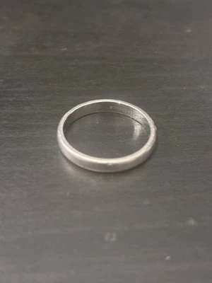 蒂芙尼 Platinum Forever 婚礼戒指 3 毫米 11 码 — 第 1/3 张图片