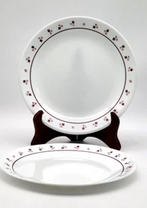 Corning Corelle BURGUNDY - Set of 2 DINNER PLATES - Picture 1 of 7