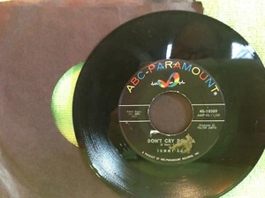 Tommy Row - Don't Cry Donna / Gonna Take a Chance - 7" Vinyl Paramount Record - Foto 1 di 3