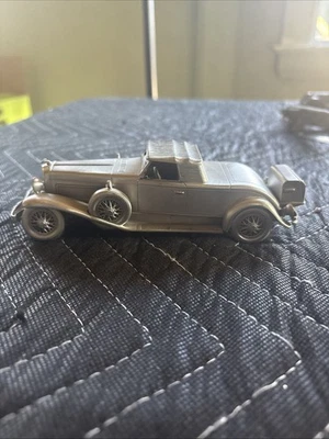 Coche modelo Duesenberg SJ vintage Danbury como nuevo 1934 peltre coleccionable Foto 1 de 4