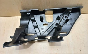 BMW E46 N42 PETROL INTAKE BREATHER VALVE BRACKET / HOLDER 7500673 - Picture 1 of 6