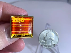 Bowling Award 200 Fair Lanes Vintage Tack Pin T-1159 - Picture 1 of 1
