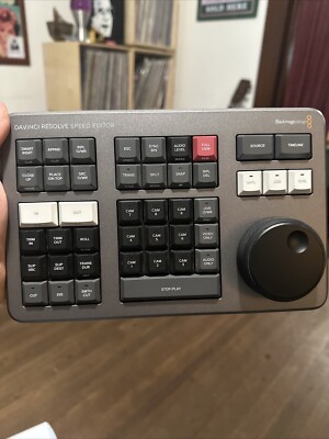 Blackmagic Design DaVinci Resolve Speed Edito...