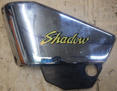 Cubierta lateral izquierda panel Honda Shadow 700 VT700 1986-1988 83600-MK7-000 4FL Foto 1 de 4