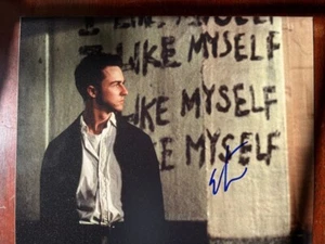 Exceedingly Rare 10x8 Color "Fight Club" Signed Satin Photo Edward Norton + COA - Picture 1 of 4