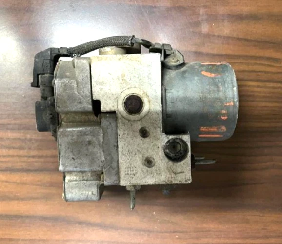 2001-2005 Buick Lesabre Buick Park Avenue ABS Anti-Lock Brake Pump Assembly OEM Foto 1 de 4