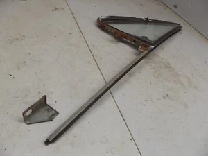 1968 69 70 74 Ford Econoline van E100 E200 DRIVER DOOR VENT WINDOW glass - Picture 1 of 8