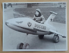 Vintage radzieckie zdjęcie chłopców w parku, samolot dziecięcy ZSRR.