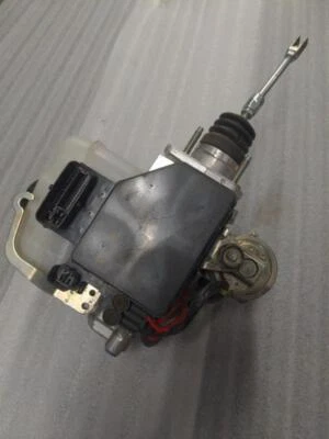 TOYOTA 4RUNNER 2010-2016 UNIDAD DE CILINDRO MAESTRO DE FRENO ABS 89541-35270 8954135270 Foto 1 de 4