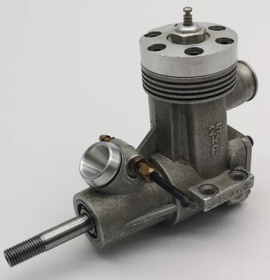 Uctkam 2.5cc vintage glow model aircraft engine - Image 1 of 4